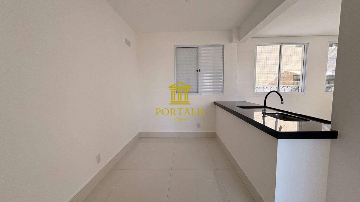Apartamento, Vila Paris, 2 Quartos, 2 Vagas, 1 Suíte