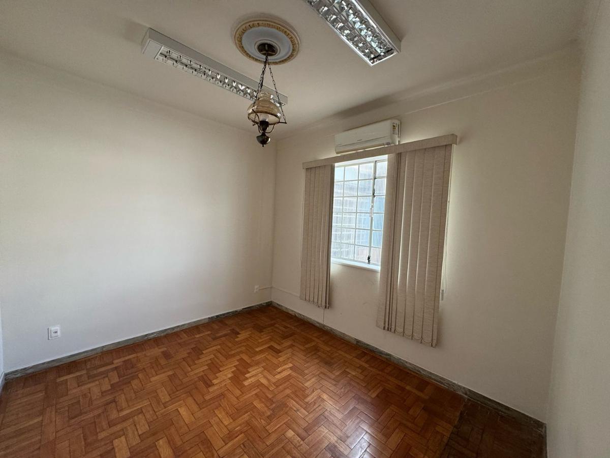 Casa, Colégio Batista, 3 Quartos, 1 Vaga