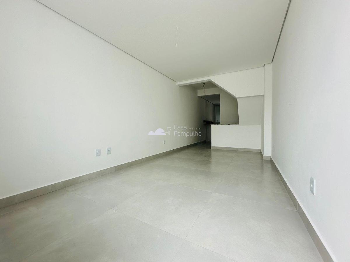 Casa, Jardim Leblon, 2 Quartos, 2 Vagas