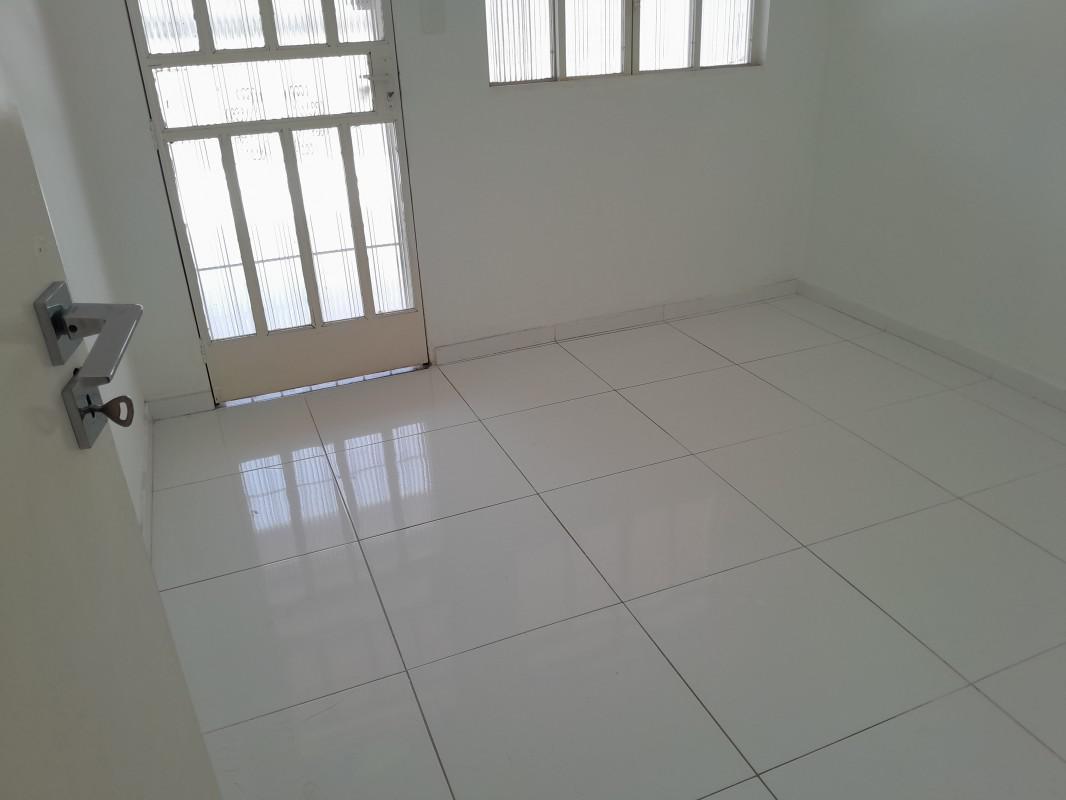 Casa Comercial, Floramar, 2 Quartos, 10 Vagas