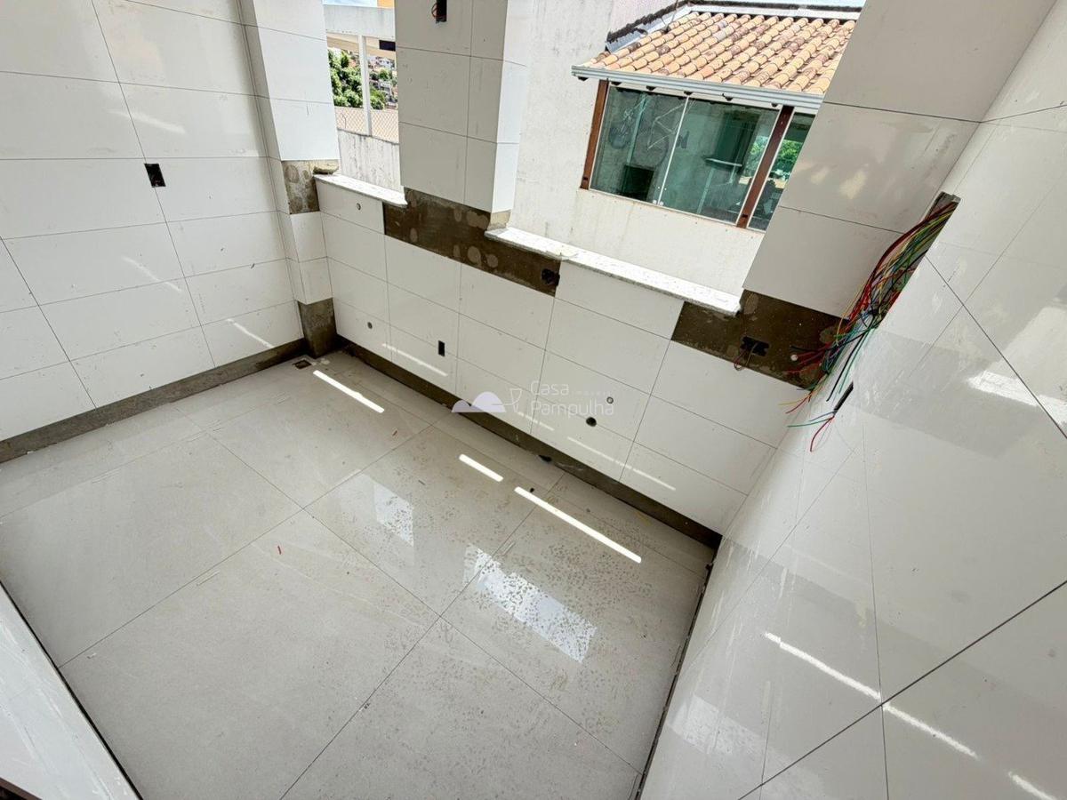 Apartamento, Santa Mônica, 2 Quartos, 1 Vaga, 1 Suíte