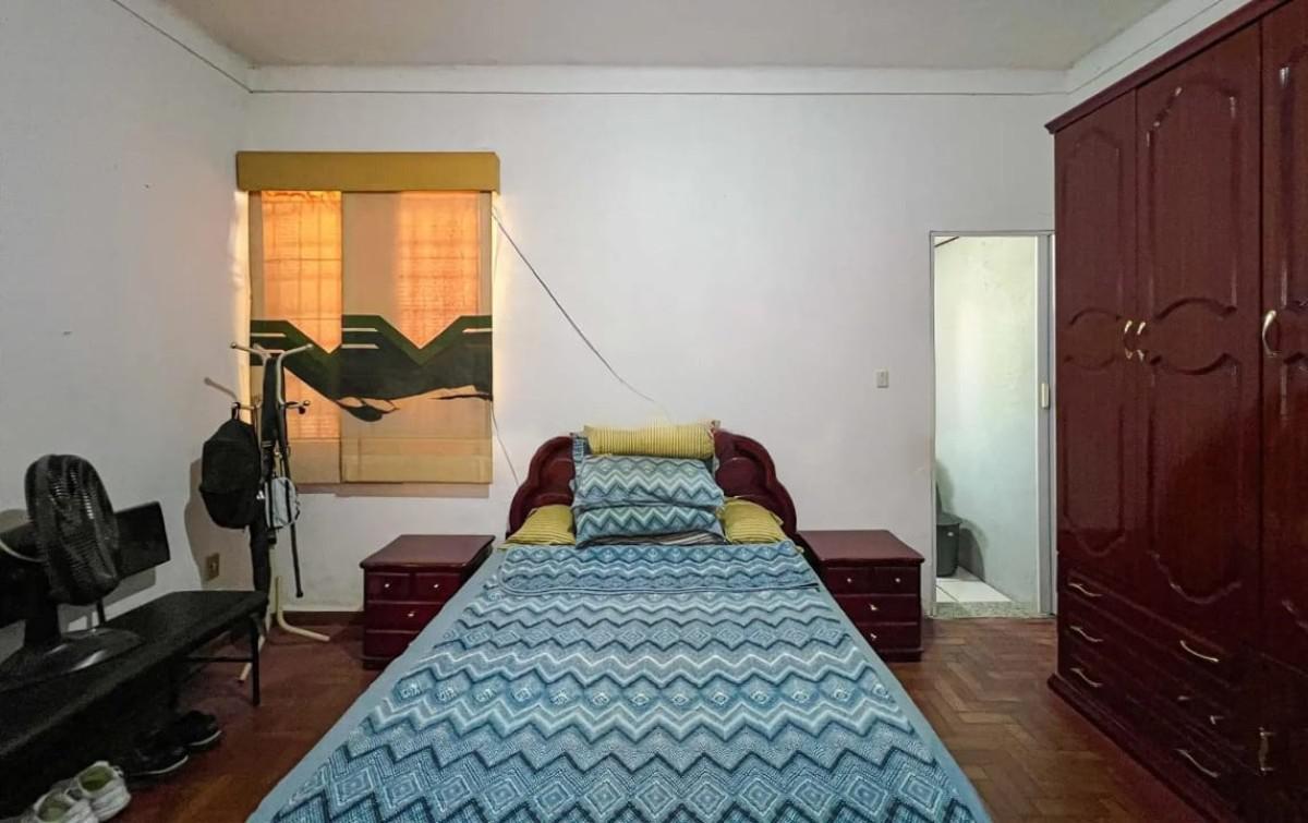 Casa, Sagrada Família, 2 Quartos, 3 Vagas, 2 Suítes