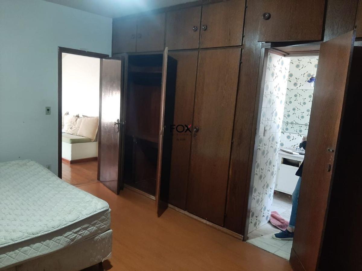 Casa, Santa Efigênia, 5 Quartos, 4 Vagas, 3 Suítes