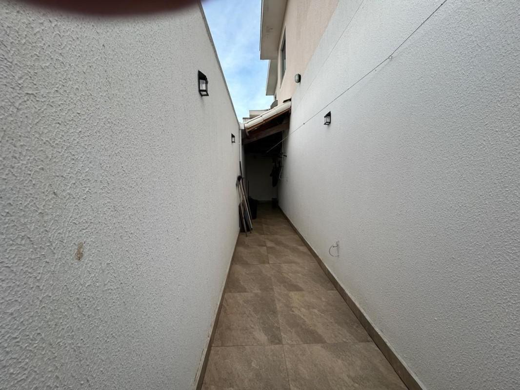 Casa, Masterville, 3 Quartos, 2 Vagas, 1 Suíte