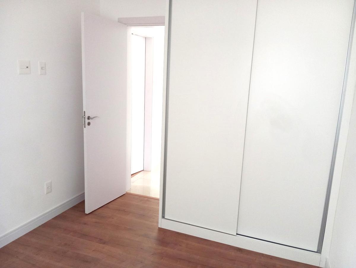 Apartamento, Floresta, 2 Quartos, 2 Vagas, 2 Suítes