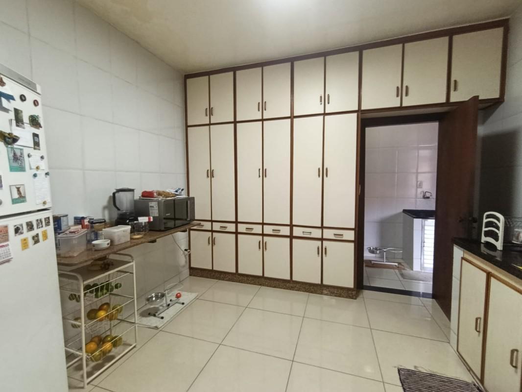 Casa, Nova Vista, 3 Quartos, 0 Vaga, 1 Suíte
