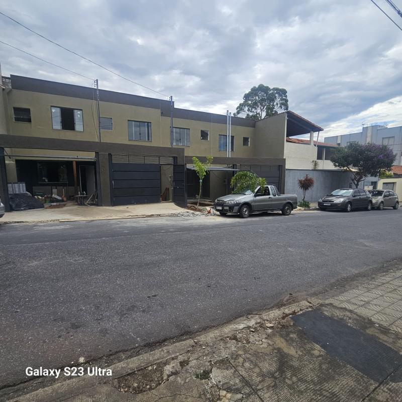 Casa, Jardim América, 2 Quartos, 1 Vaga