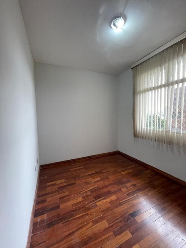 Apartamento, Sagrada Família, 2 Quartos, 1 Vaga