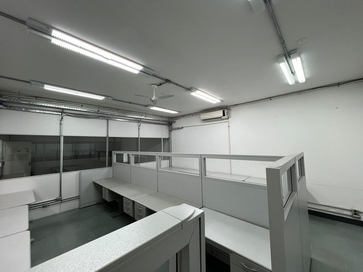 Andar, Estoril, 0 Quarto, 17 Vagas