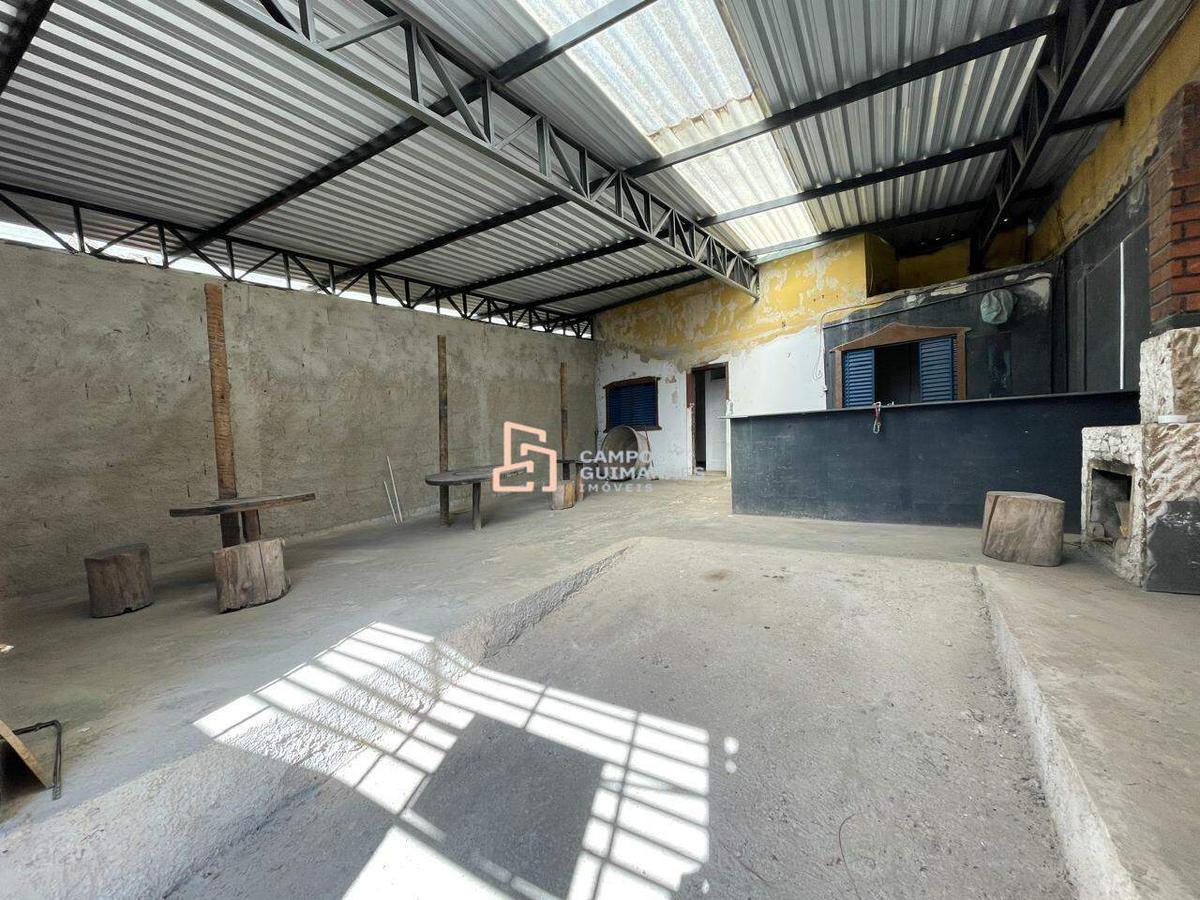 Casa, Santa Terezinha, 1 Quarto, 3 Vagas