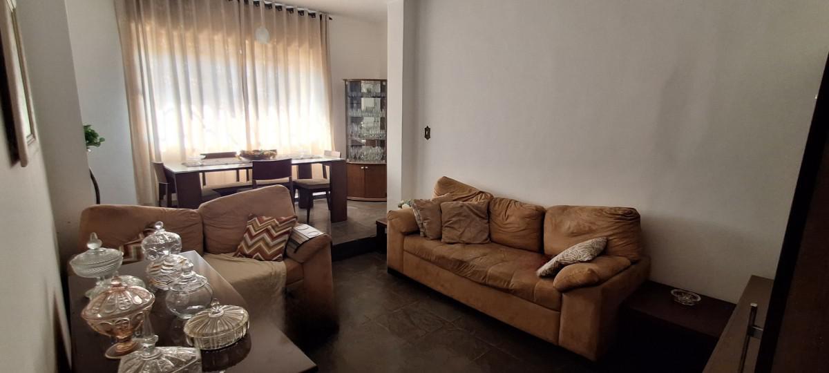 Casa, Nova Granada, 10 Quartos, 0 Vaga