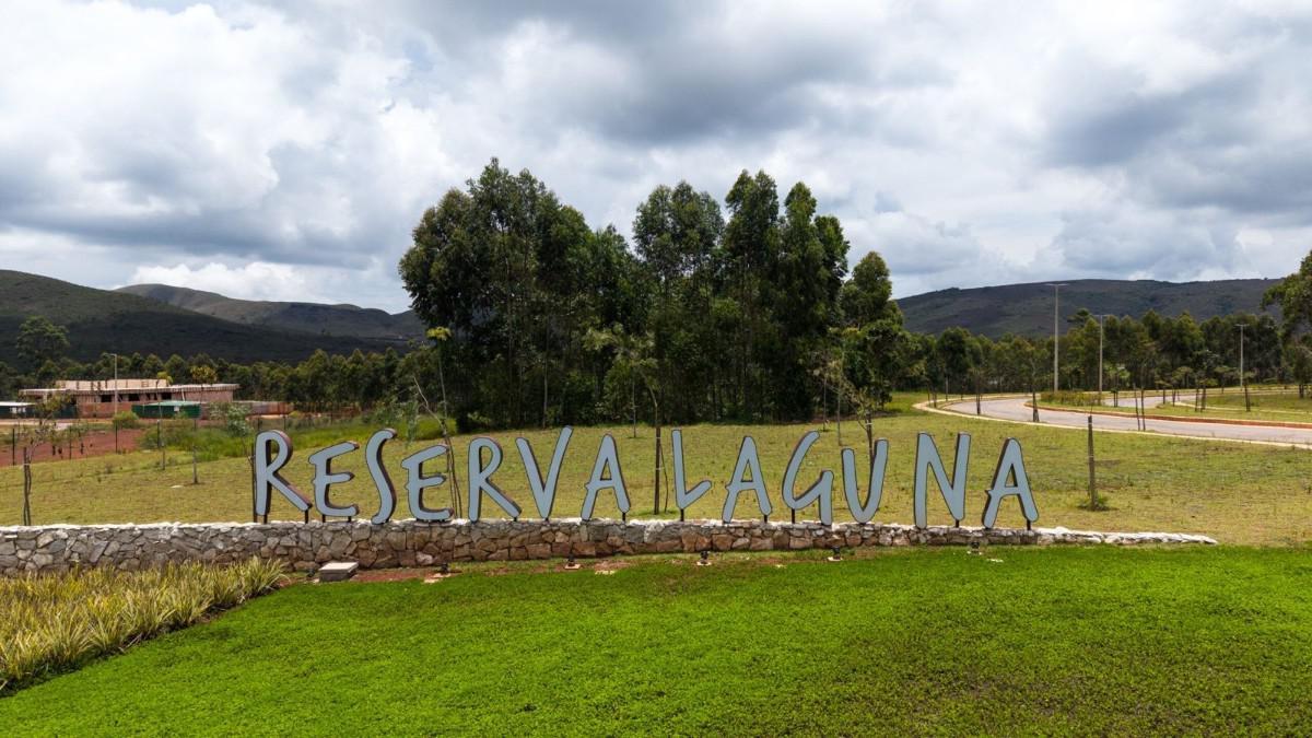 Lote, Alphaville - Lagoa dos Ingleses, 0 Quarto, 0 Vaga