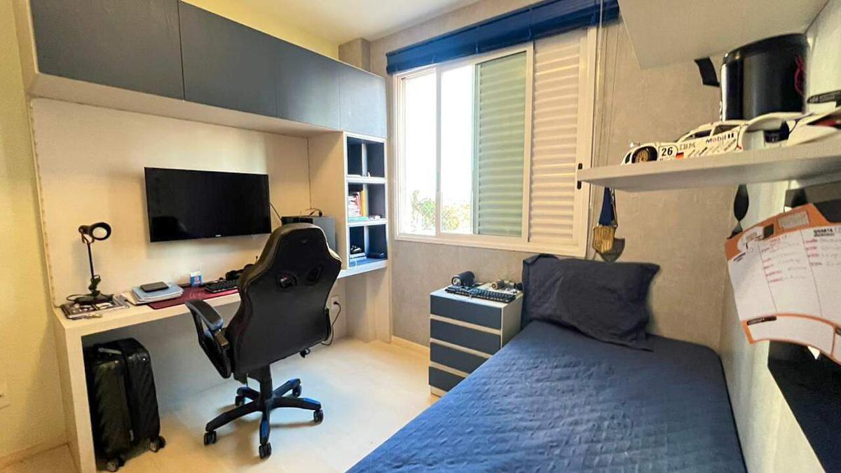 Apartamento, Buritis, 4 Quartos, 0 Vaga, 1 Suíte