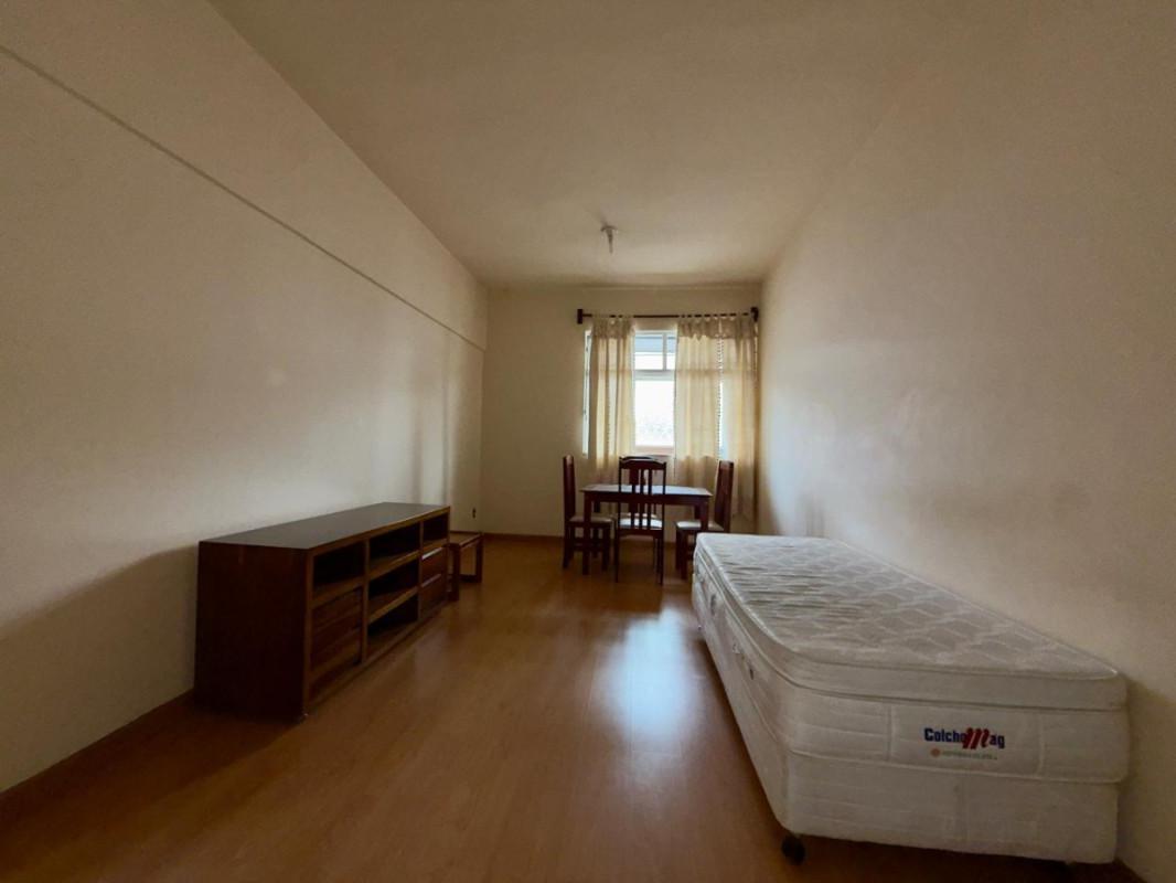Apartamento, Centro, 2 Quartos, 0 Vaga, 1 Suíte