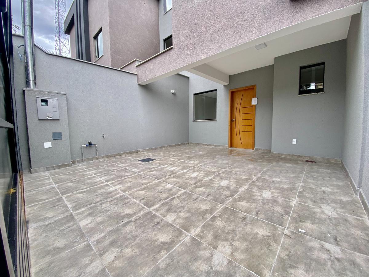 Casa, Santa Mônica, 3 Quartos, 2 Vagas, 1 Suíte