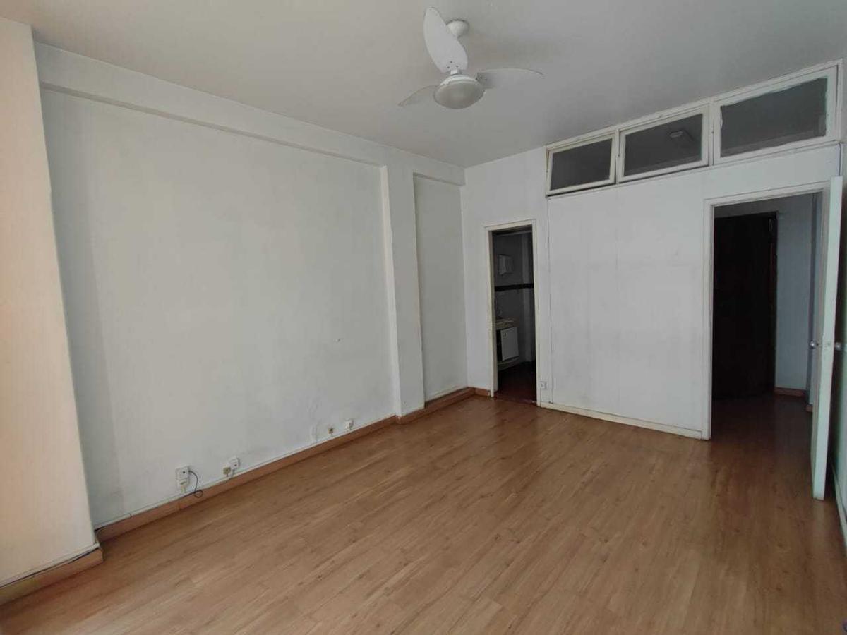 Sala, Centro, 1 Quarto, 0 Vaga