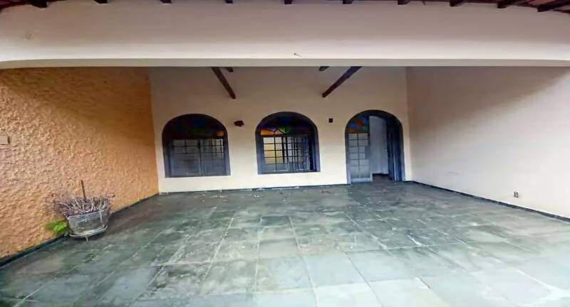 Casa, Cidade Nova, 5 Quartos, 3 Vagas, 1 Suíte