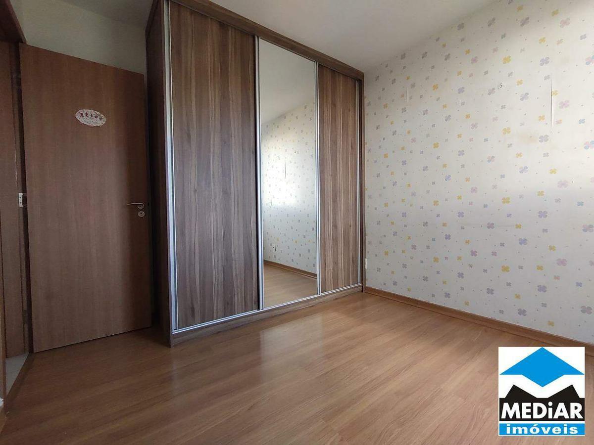 Apartamento, Floresta, 2 Quartos, 2 Vagas, 1 Suíte