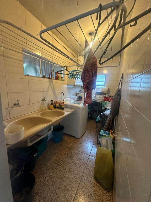 Cobertura, Centro, 4 Quartos, 2 Vagas, 1 Suíte