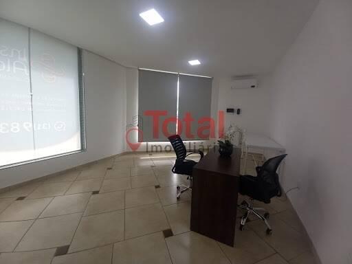Sala, Surinan, 0 Quarto, 0 Vaga