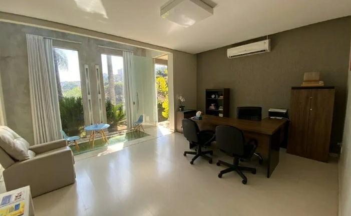 Casa, Estoril, 3 Quartos, 6 Vagas, 3 Suítes
