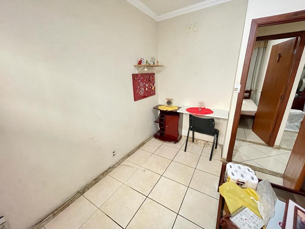 Casa, Planalto, 2 Quartos, 1 Vaga, 1 Suíte