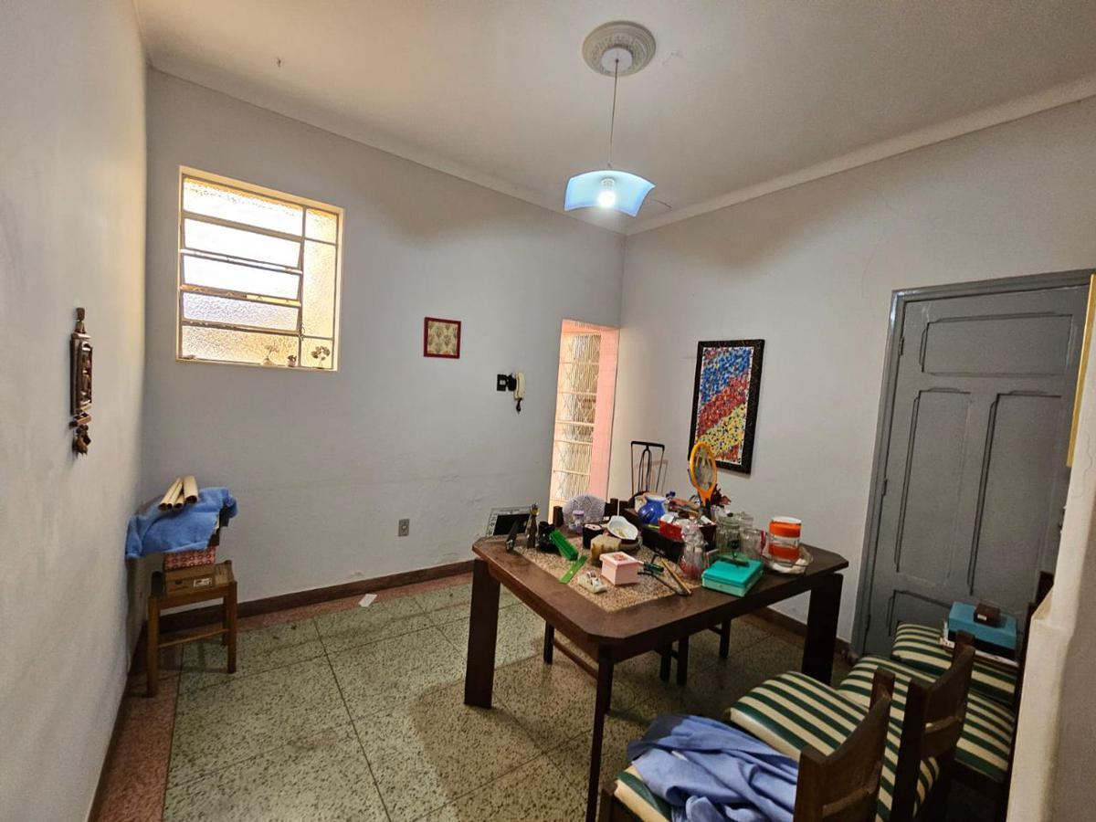 Casa, Cachoeirinha, 3 Quartos, 5 Vagas