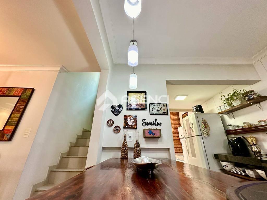 Casa, Cabral, 3 Quartos, 0 Vaga, 2 Suítes