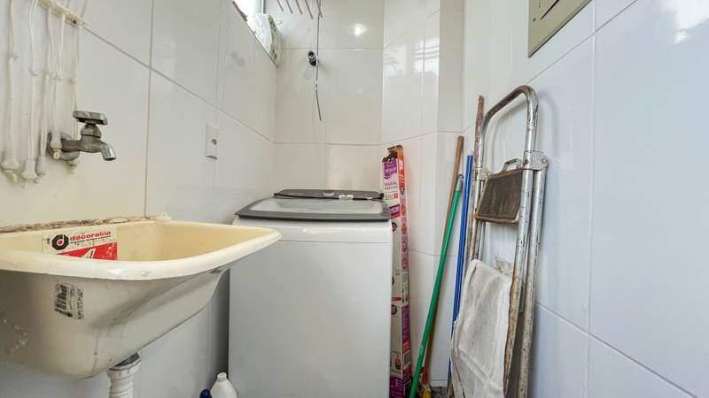 Apartamento, Sagrada Família, 2 Quartos, 1 Vaga