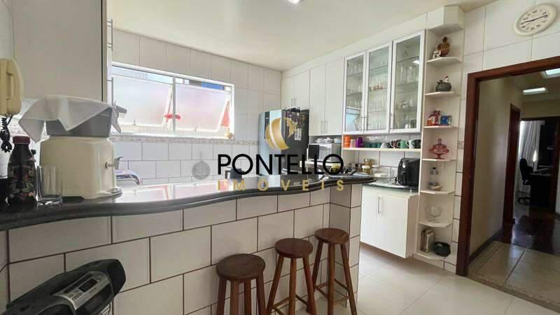 Cobertura, Castelo, 3 Quartos, 2 Vagas, 1 Suíte