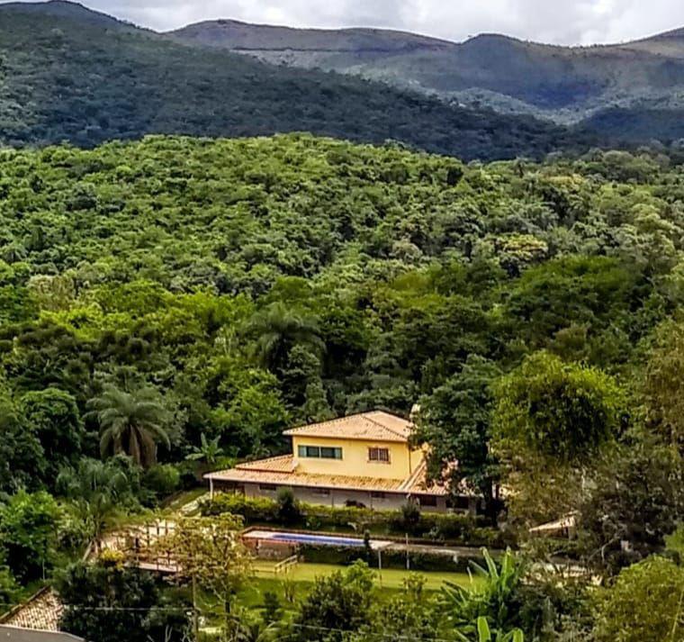Fazenda, Ravena, 5 Quartos, 0 Vaga, 2 Suítes