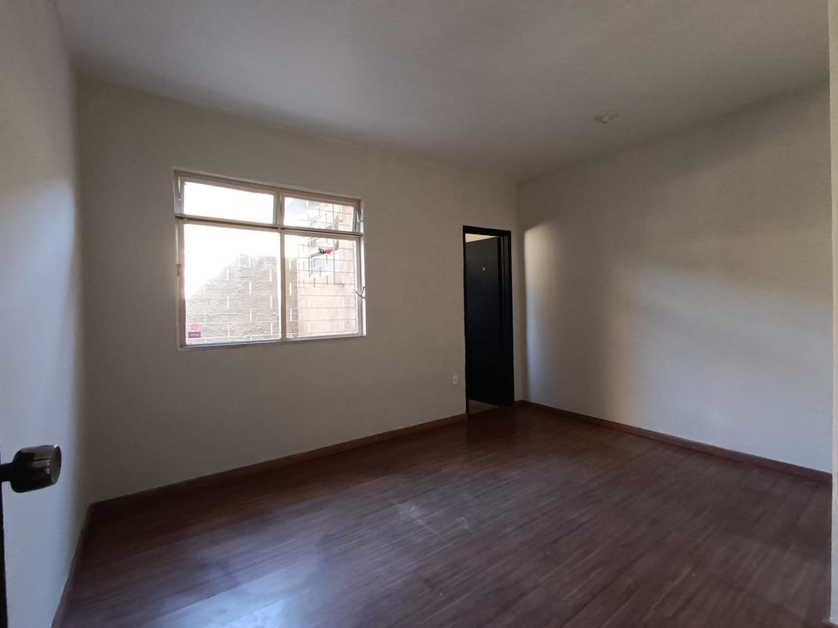 Casa, Sagrada Família, 3 Quartos, 1 Vaga, 1 Suíte