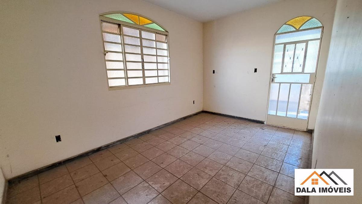 Casa, Santa Cruz, 3 Quartos, 4 Vagas