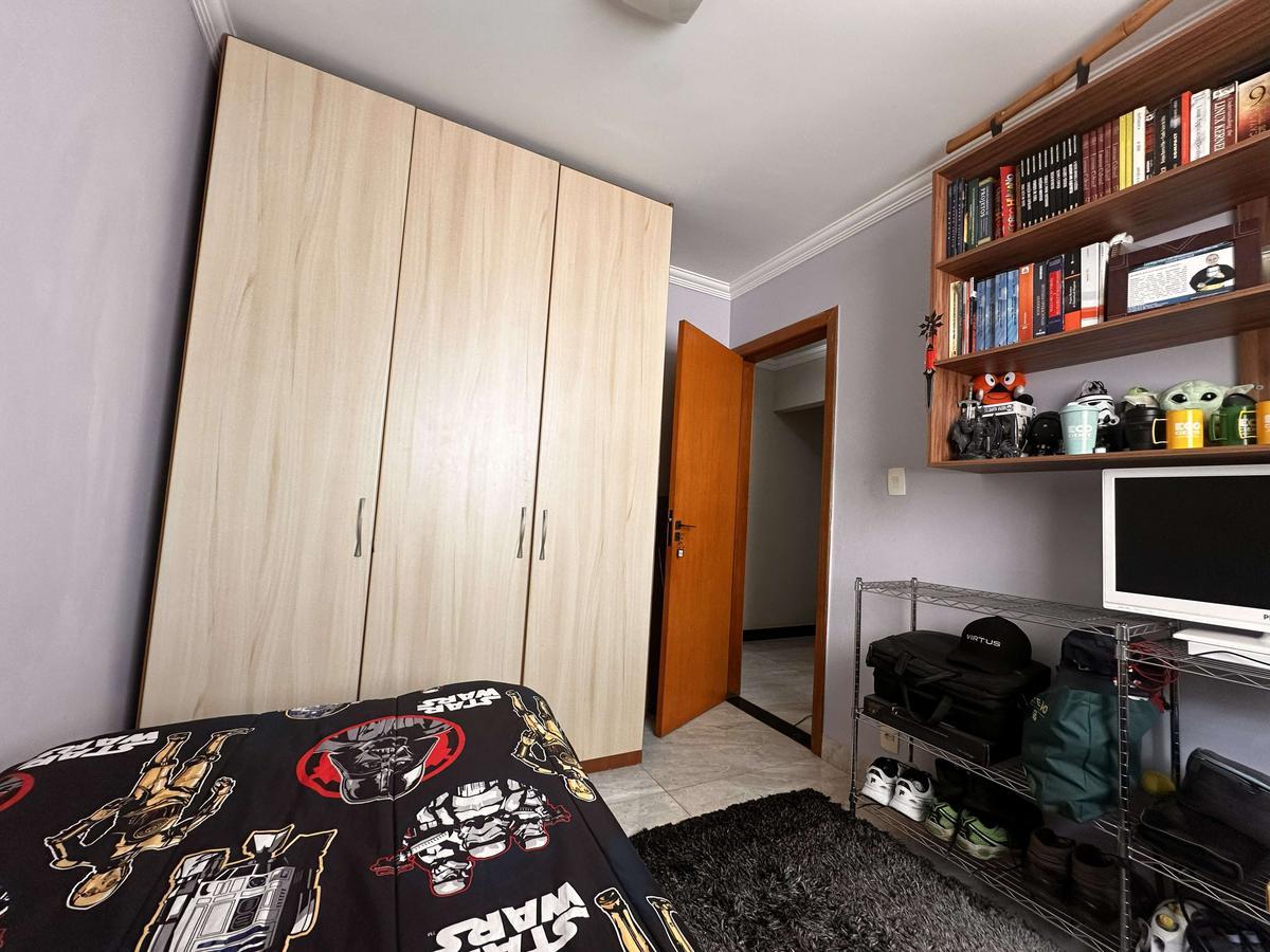 Casa, Fernão Dias, 3 Quartos, 2 Vagas, 1 Suíte