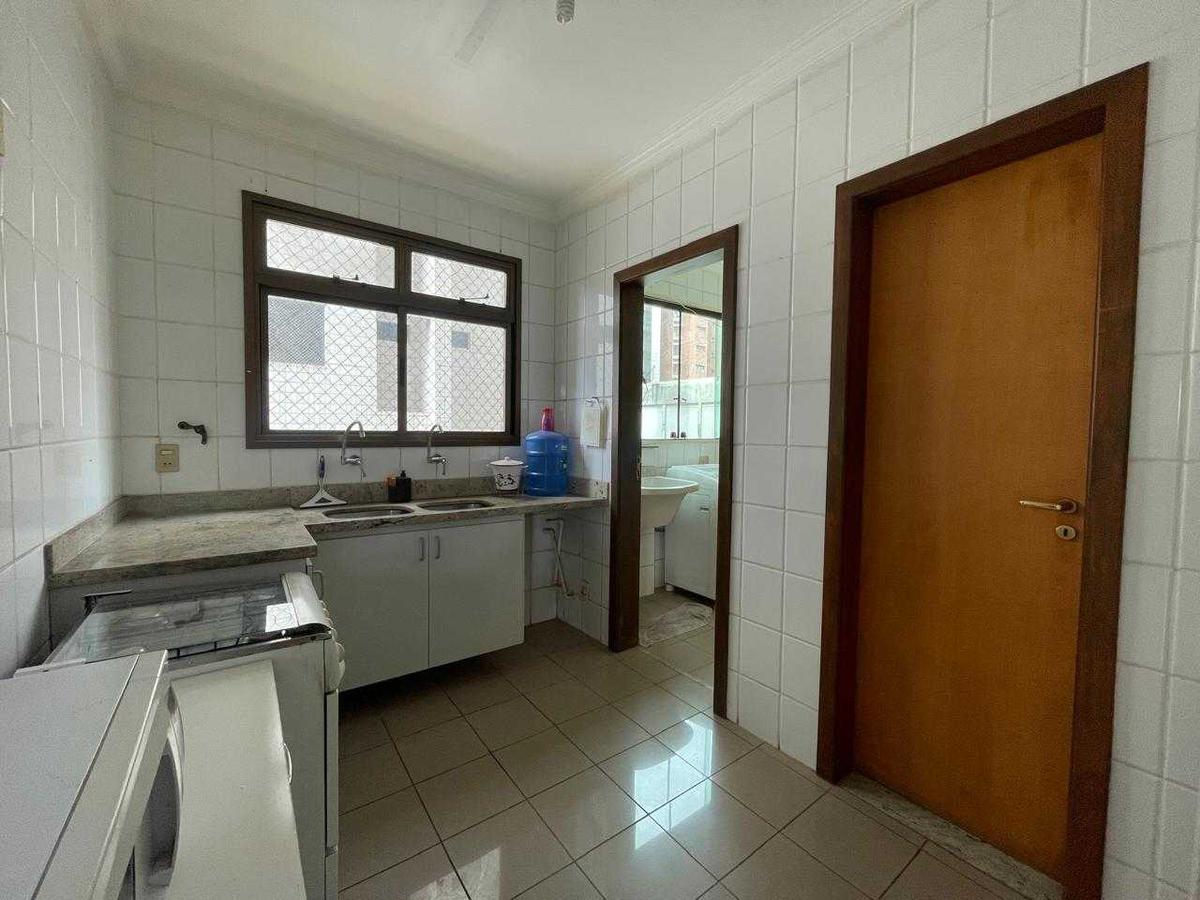 Apartamento, Savassi, 3 Quartos, 2 Vagas, 1 Suíte