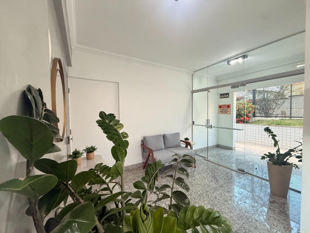 Apartamento, Sagrada Família, 3 Quartos, 2 Vagas, 1 Suíte