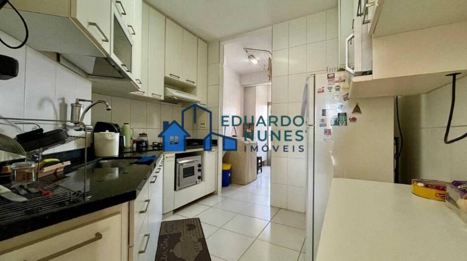 Apartamento, Sagrada Família, 3 Quartos, 2 Vagas, 1 Suíte