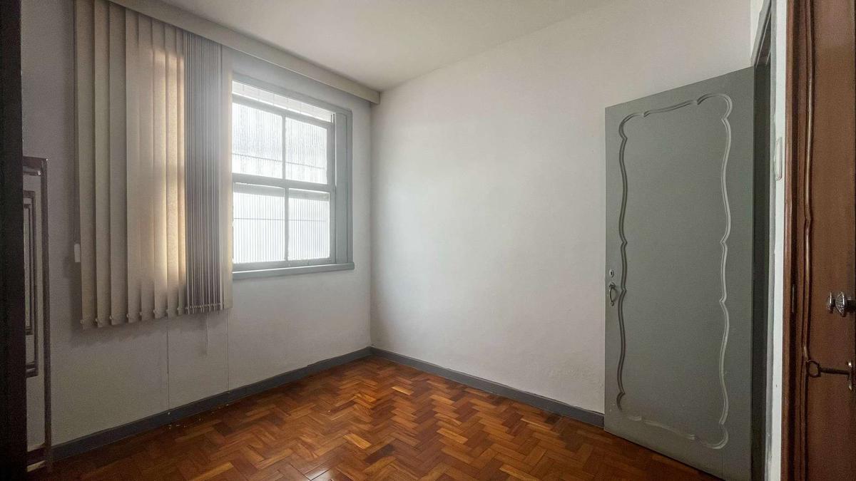 Casa, São Lucas, 7 Quartos, 3 Vagas, 1 Suíte