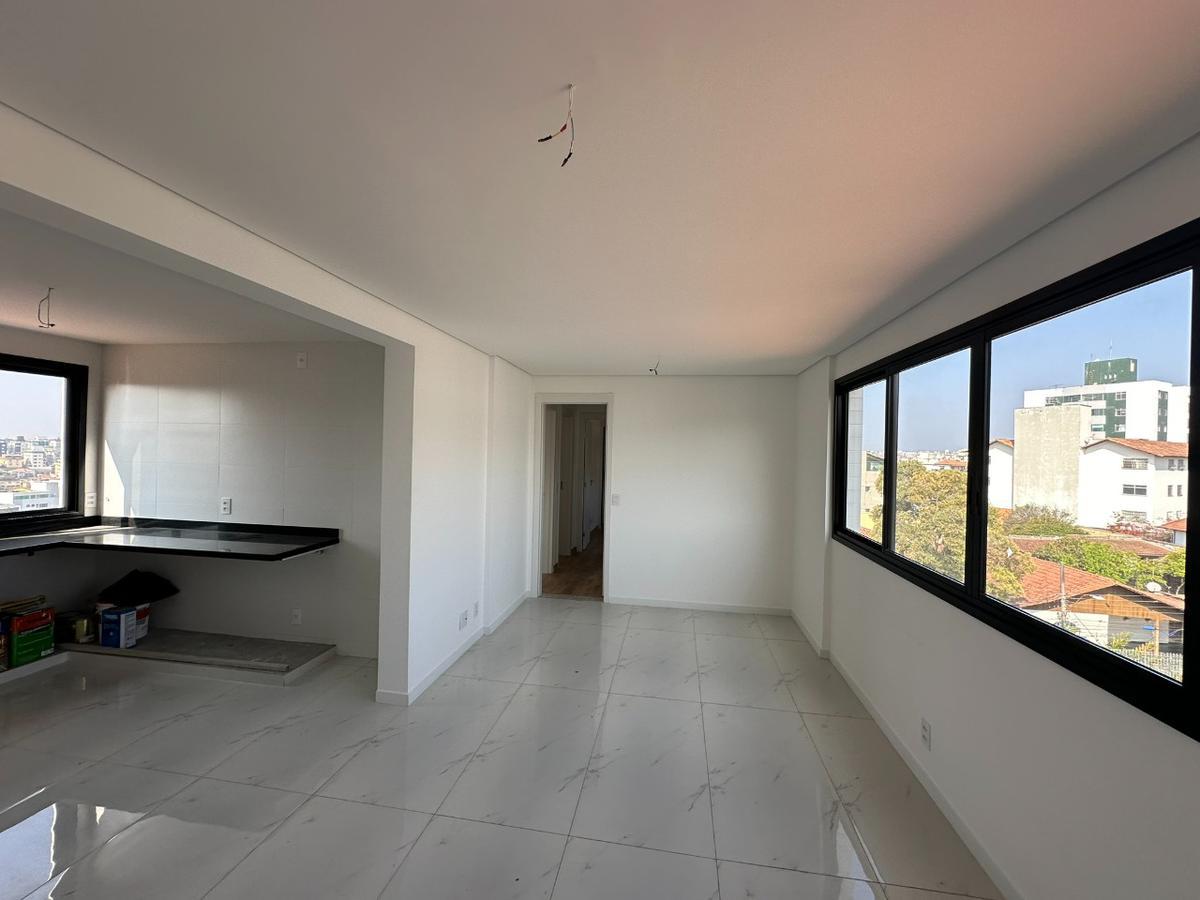 Cobertura, Santa Rosa, 3 Quartos, 2 Vagas, 1 Suíte