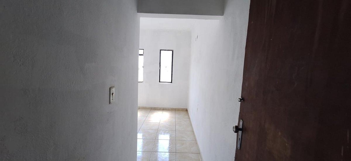 Casa, Centro, 5 Quartos, 0 Vaga, 1 Suíte