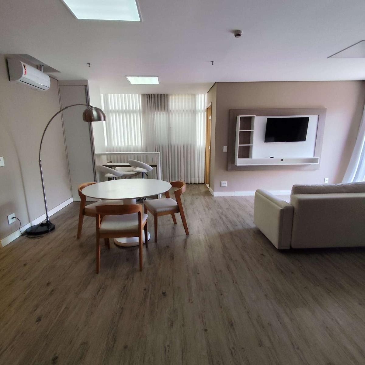 Cobertura, Luxemburgo, 1 Quarto, 2 Vagas, 1 Suíte