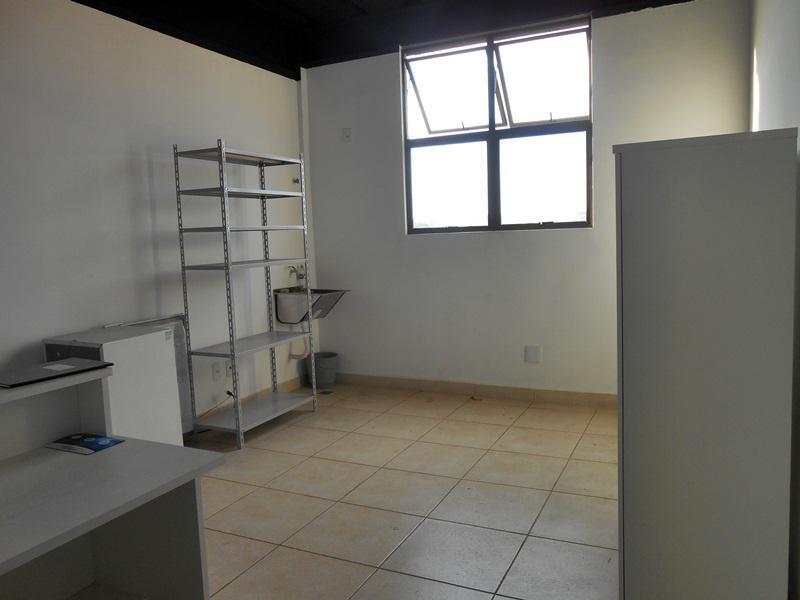 Andar, Serrano, 0 Quarto, 1 Vaga