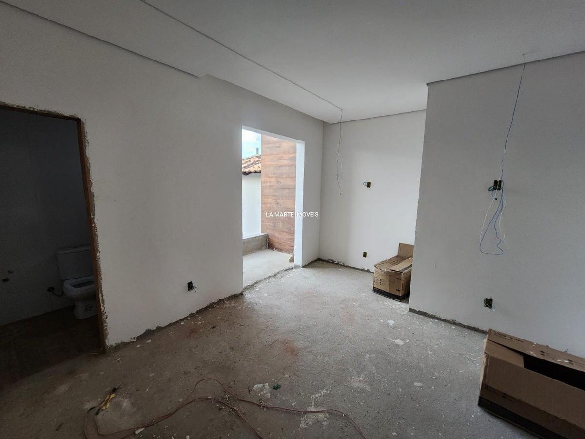 Casa, Sapucaia II, 3 Quartos, 2 Vagas, 1 Suíte