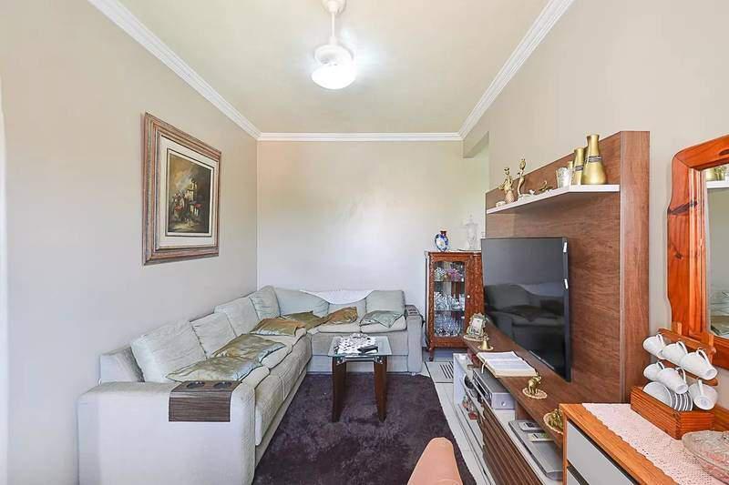 Apartamento, Sagrada Família, 2 Quartos, 1 Vaga, 1 Suíte