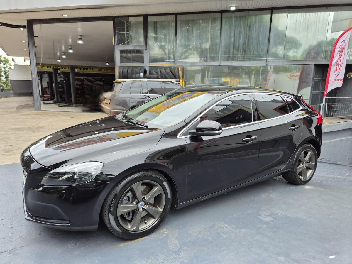 Volvo V40 T-4 Momentum 2.0 Aut.