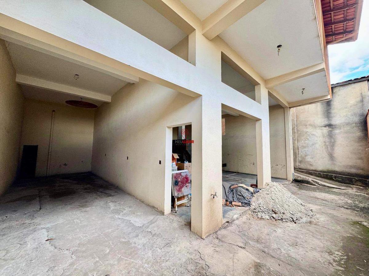 Casa, Diamante, 5 Quartos, 6 Vagas, 1 Suíte