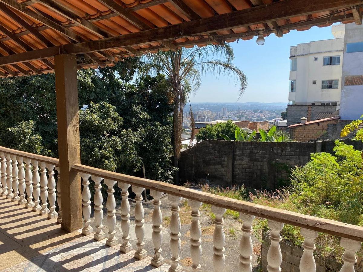Casa, Ouro Preto, 4 Quartos, 10 Vagas, 1 Suíte