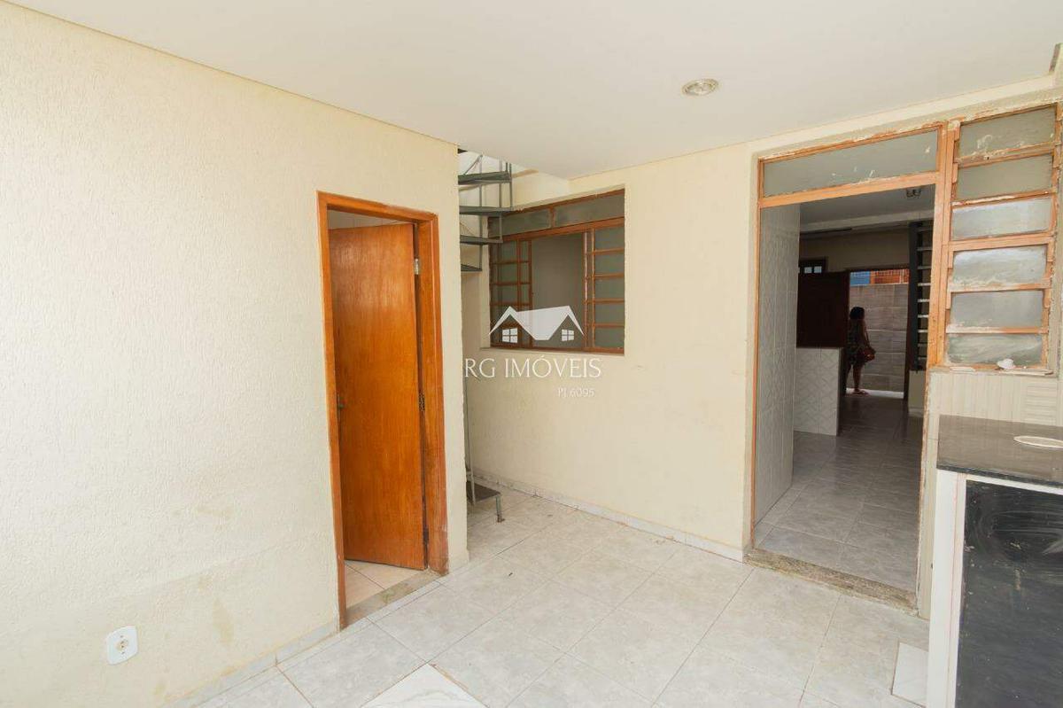 Casa, Milionários, 3 Quartos, 0 Vaga