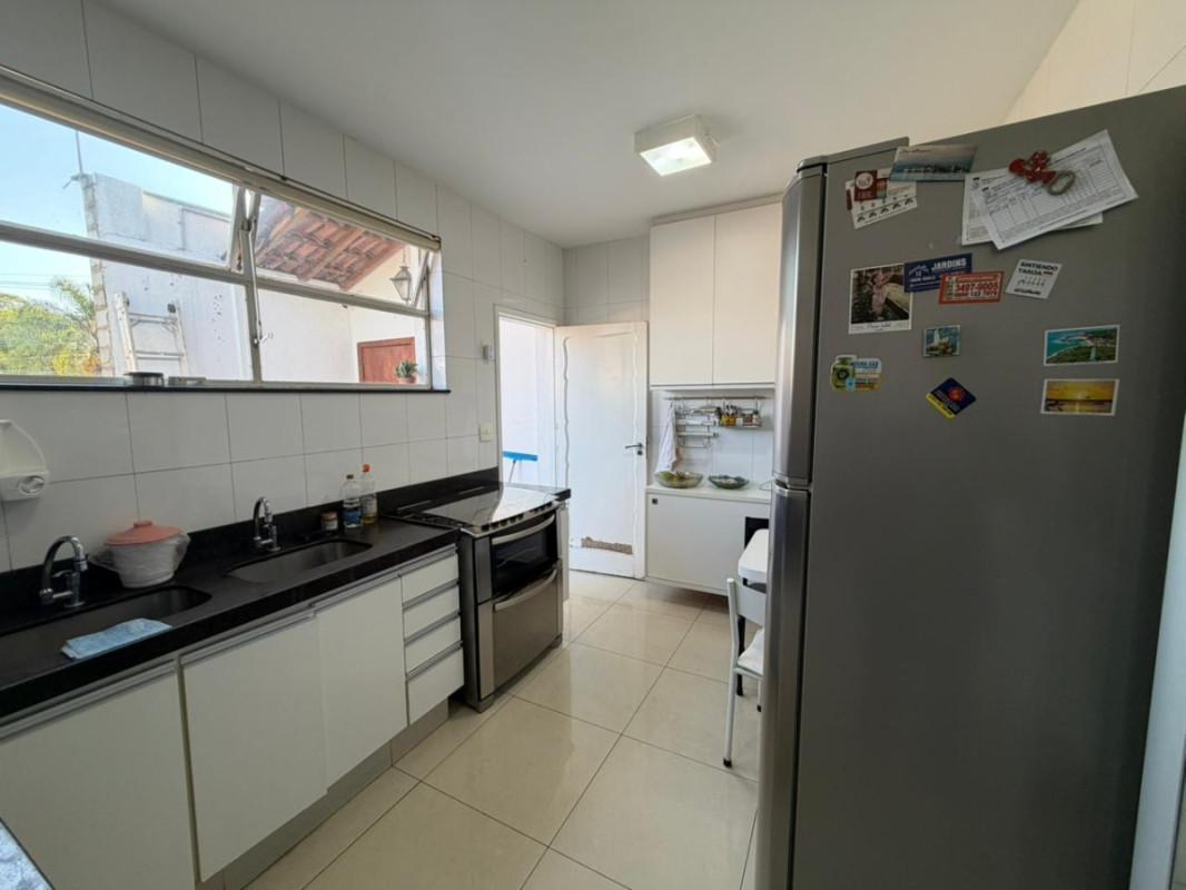 Casa, São Luiz (pampulha), 4 Quartos, 8 Vagas, 1 Suíte