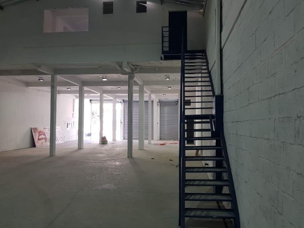 Galpão, Nova Granada